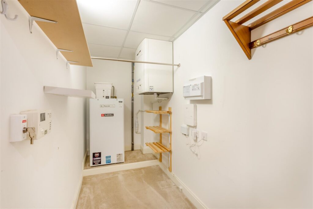 Saxon Gardens, Penn Street, Oakham, Rutland, LE15 6DF