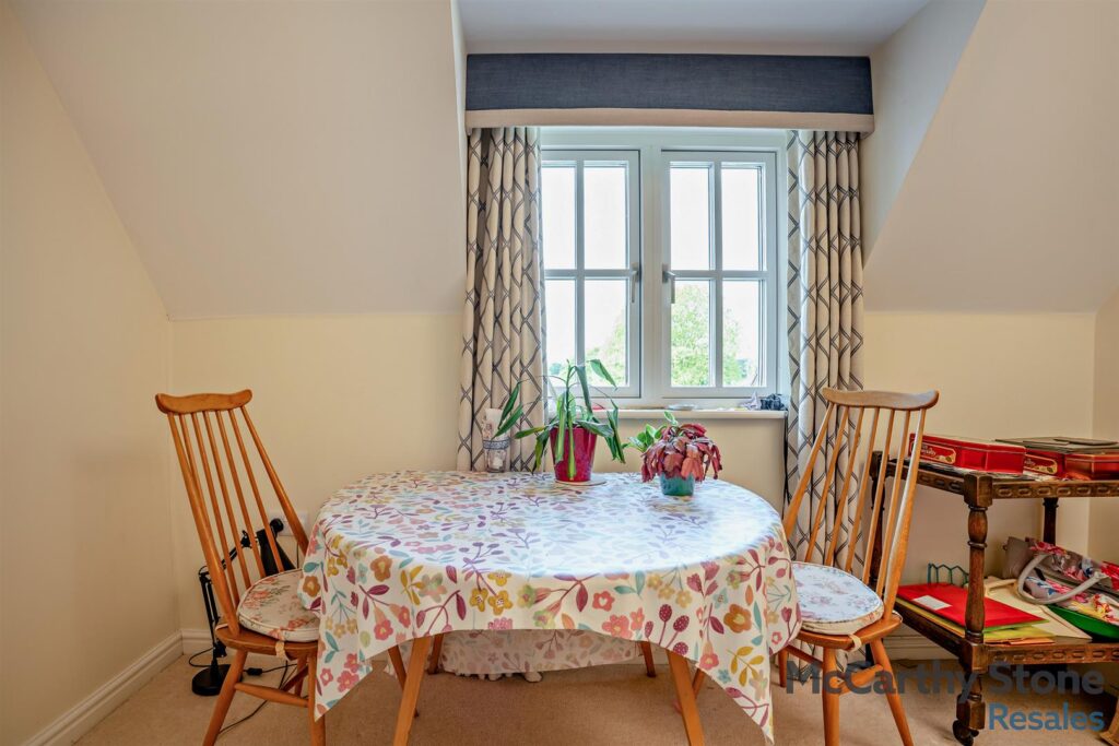 Cornmantle Court, Parsonage Barn Lane, Ringwood, Hampshire, BH24 1WJ