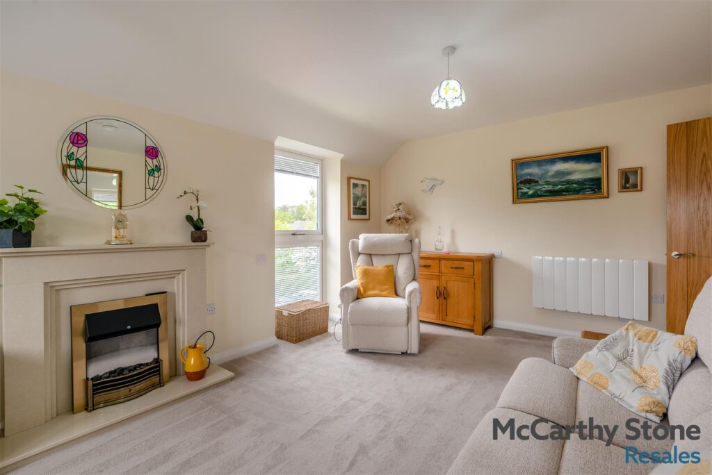 Deans Park Court, Kingsway, Stafford