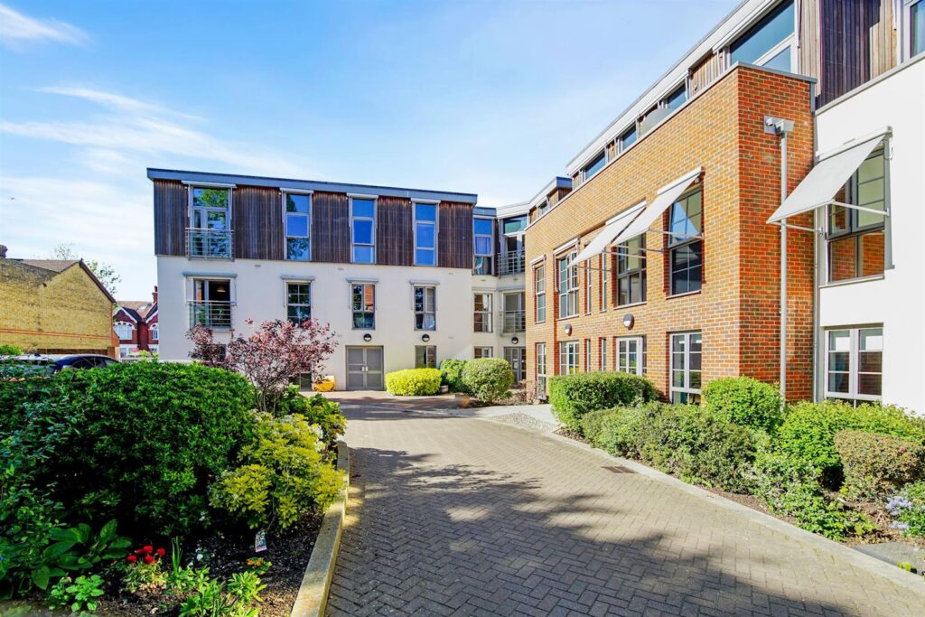 Liberty House, Kingston Road, Raynes Park, London SW20 8DA