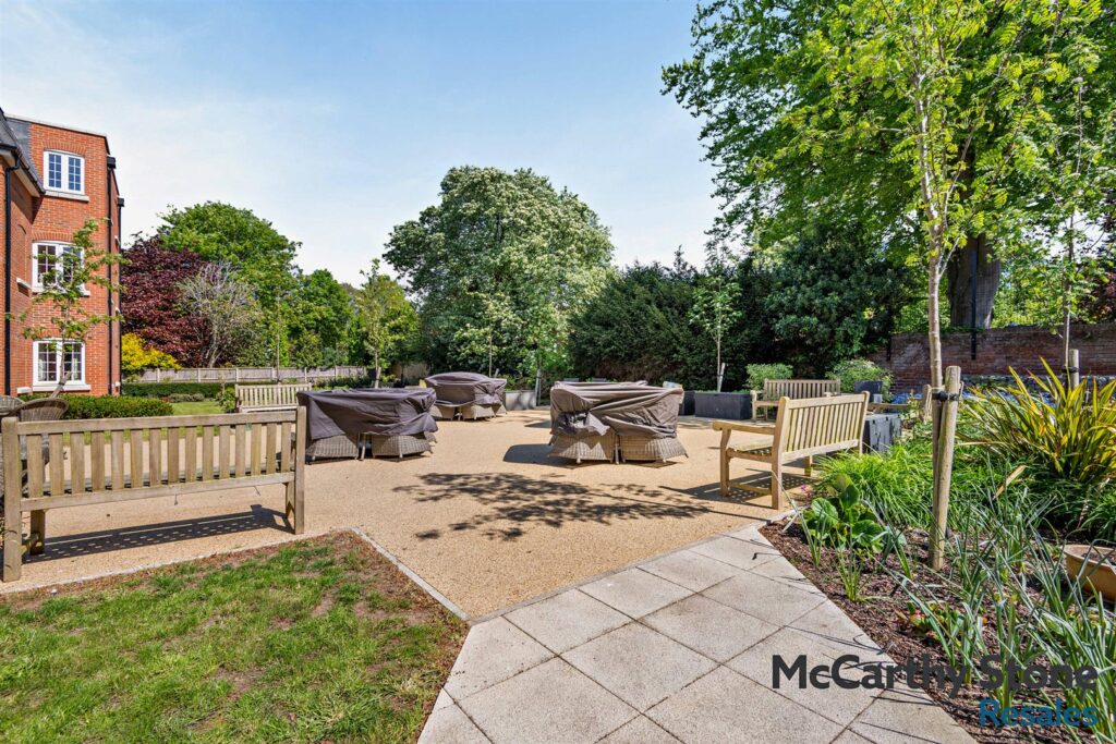 Eastry Place, New Dover Road, Canterbury, CT1 3AT
