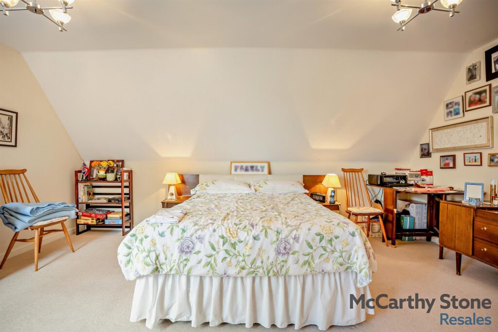 Cornmantle Court, Parsonage Barn Lane, Ringwood, Hampshire, BH24 1WJ