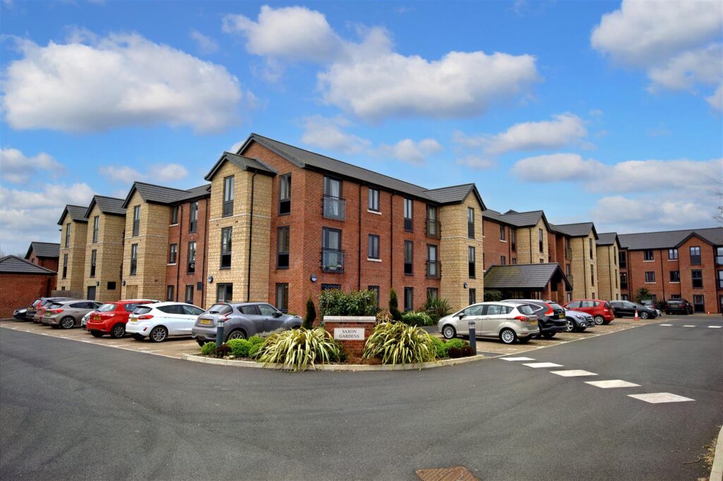 Saxon Gardens, Penn Street, Oakham, Rutland, LE15 6DF
