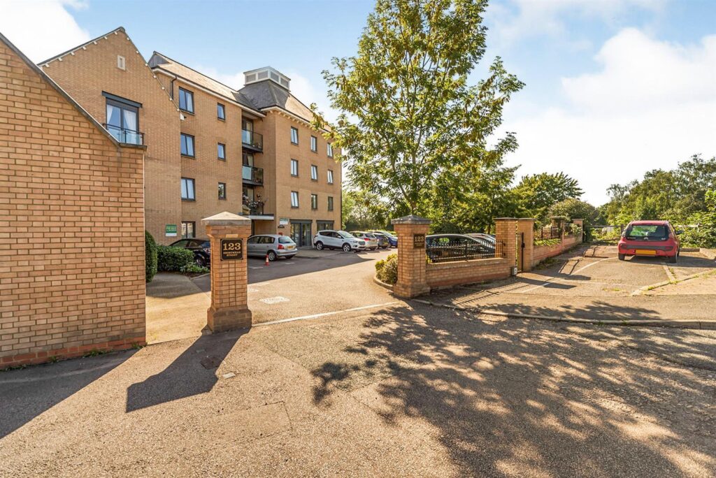North Gate Court, Shortmead Street, Biggleswade