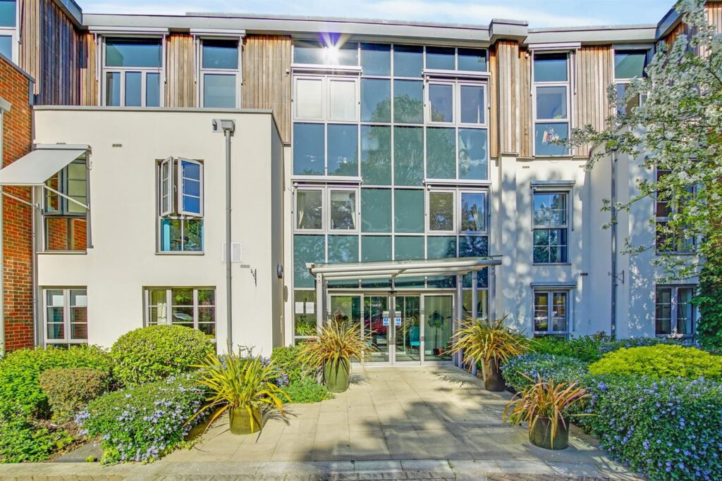 Liberty House, Kingston Road, Raynes Park, London SW20 8DA