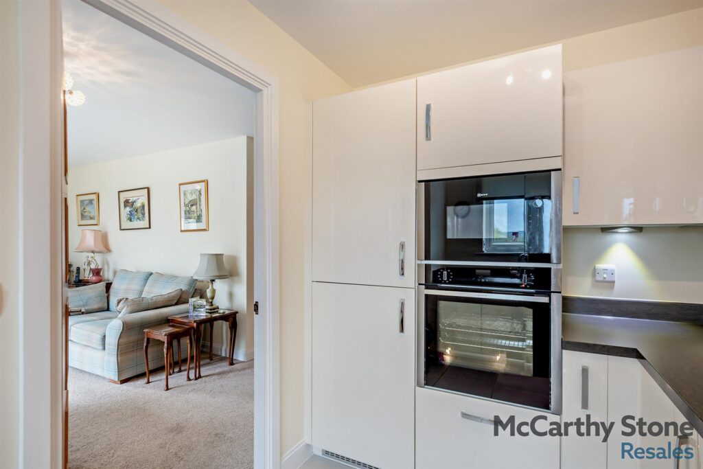 Chesterton Court, Railway Road, Ilkley