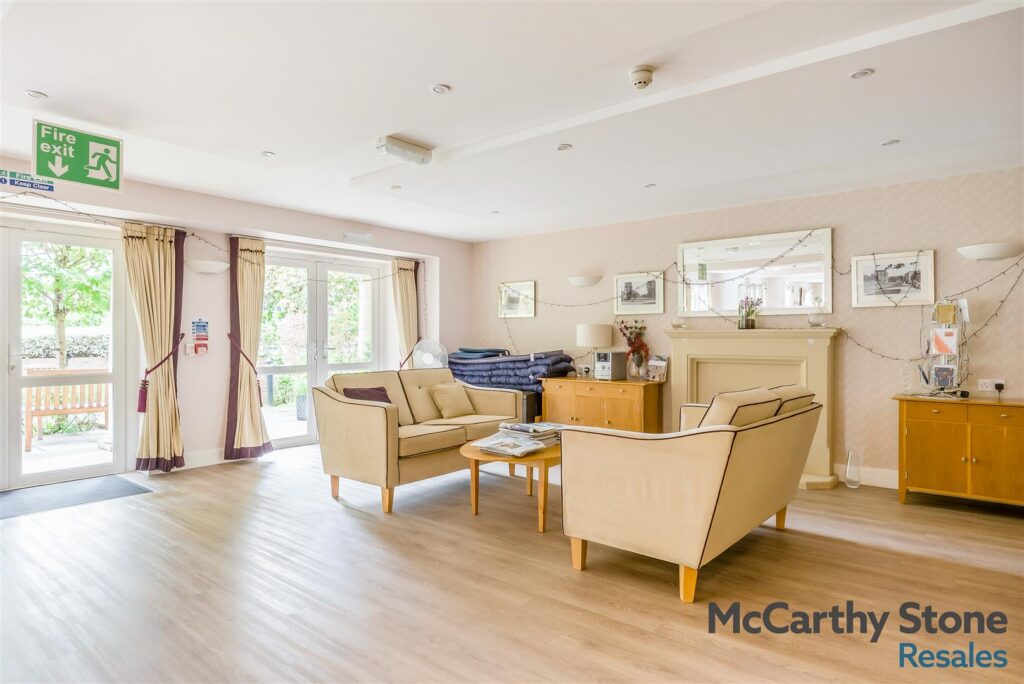 Peel Court, College Way, Welwyn Garden City, Hertfordshire, AL8 6DG