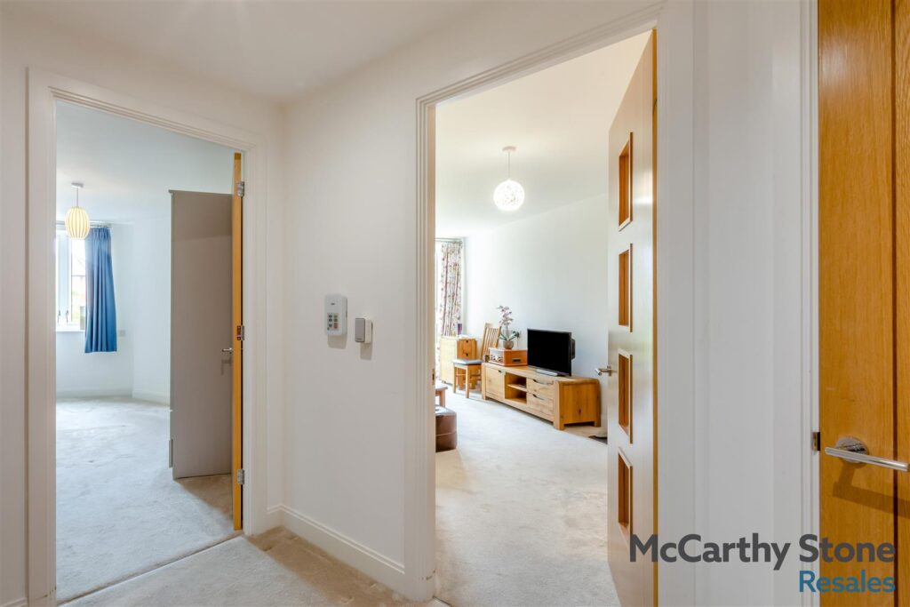 Saxon Gardens, Penn Street, Oakham, Rutland, LE15 6DF
