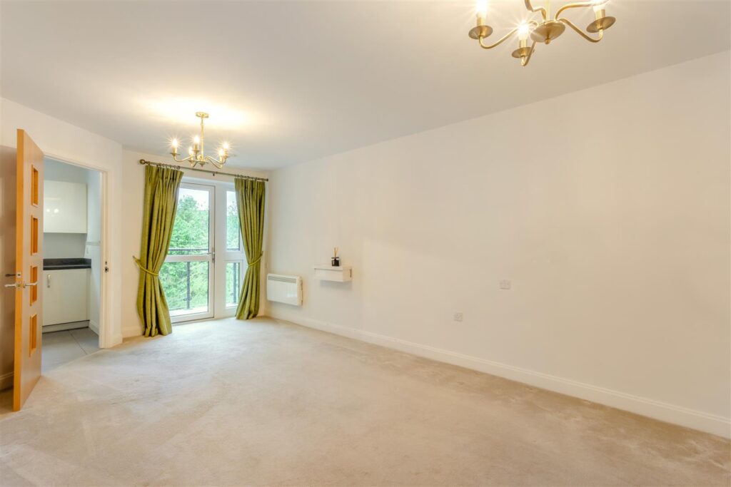 Saxon Gardens, Penn Street, Oakham, Rutland, LE15 6DF
