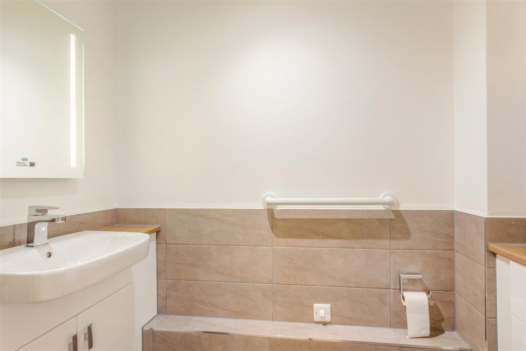 Saxon Gardens, Penn Street, Oakham, Rutland, LE15 6DF