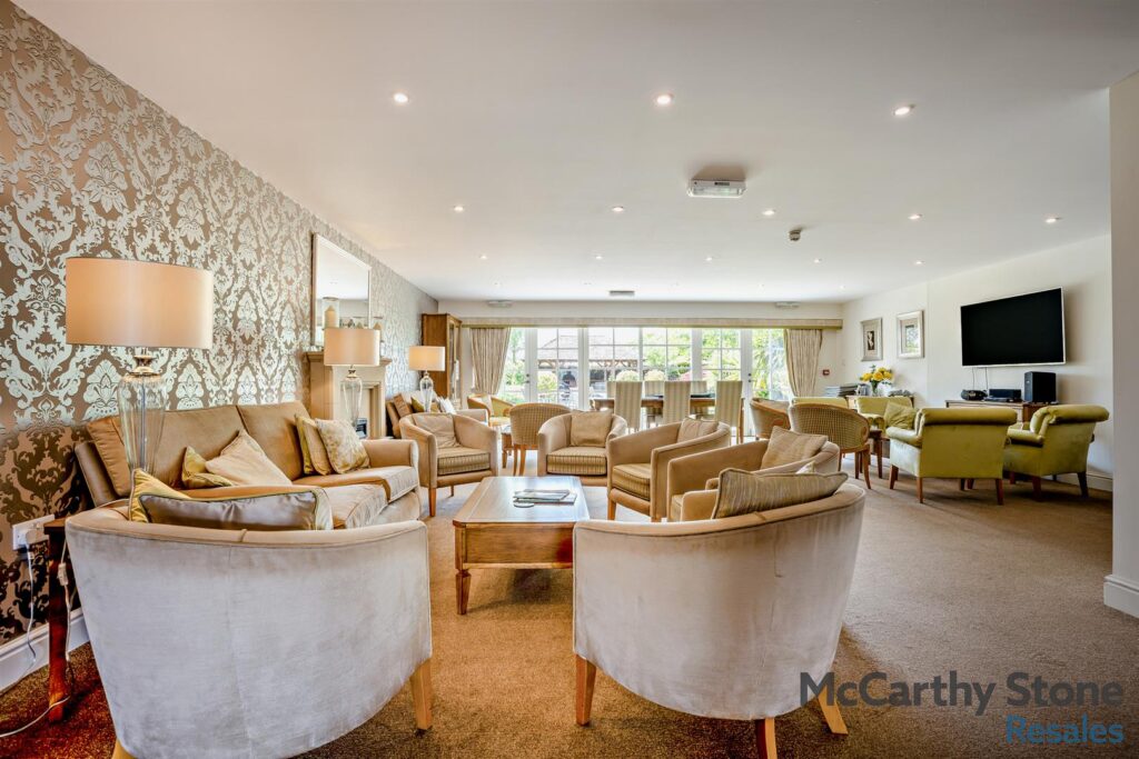 Cornmantle Court, Parsonage Barn Lane, Ringwood, Hampshire, BH24 1WJ