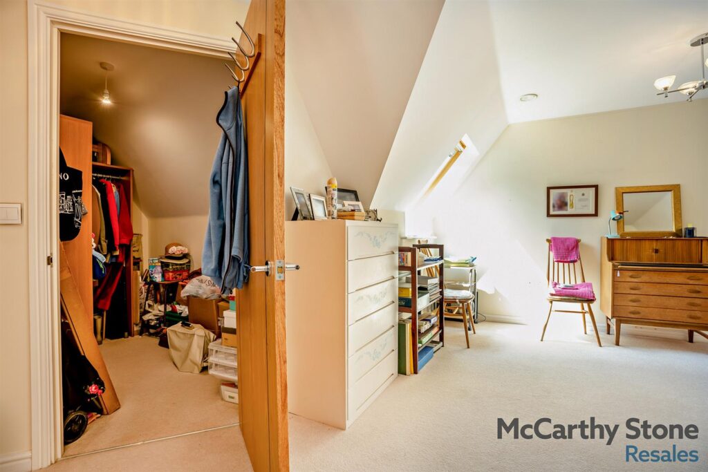 Cornmantle Court, Parsonage Barn Lane, Ringwood, Hampshire, BH24 1WJ