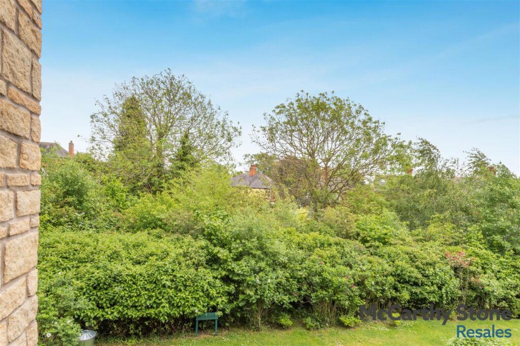 Saxon Gardens, Penn Street, Oakham, Rutland, LE15 6DF