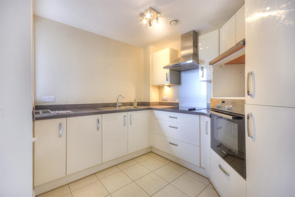 Tudor Rose Court, South Parade, Southsea, Hampshire, PO4 0SS