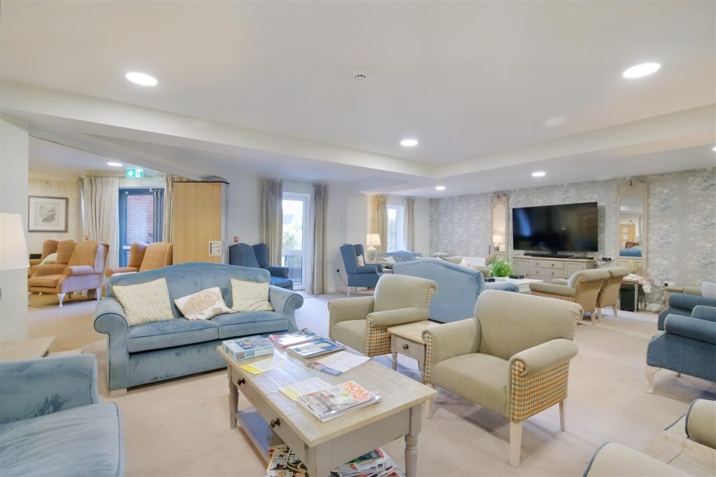 Saxon Gardens, Penn Street, Oakham, Rutland, LE15 6DF