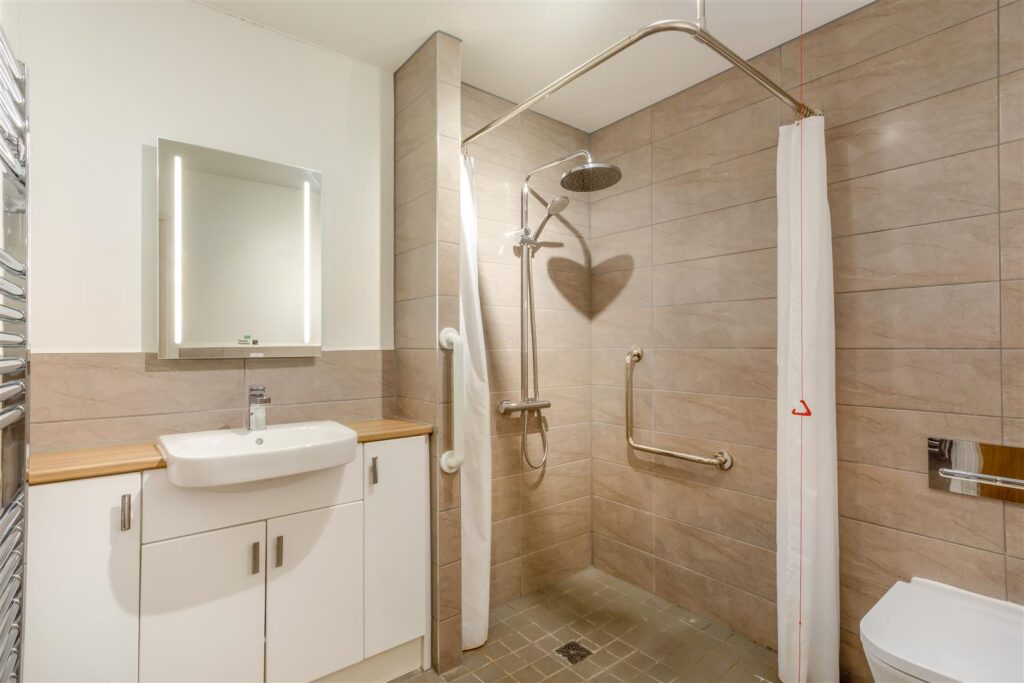 Saxon Gardens, Penn Street, Oakham, Rutland, LE15 6DF