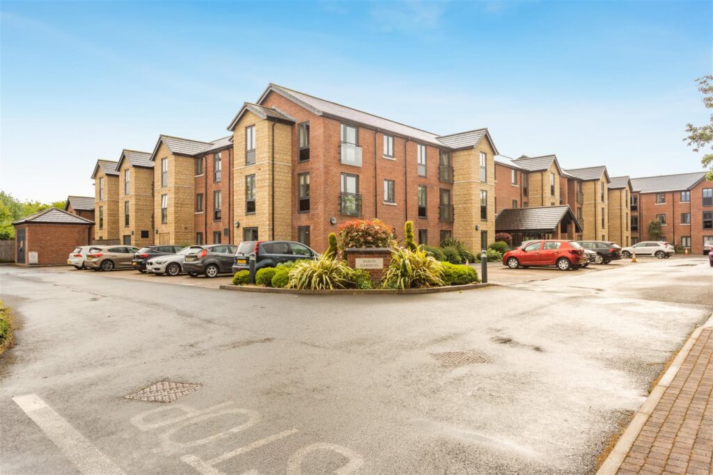 Saxon Gardens, Penn Street, Oakham, Rutland, LE15 6DF