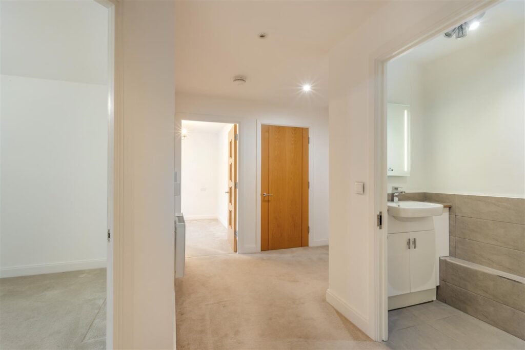 Saxon Gardens, Penn Street, Oakham, Rutland, LE15 6DF