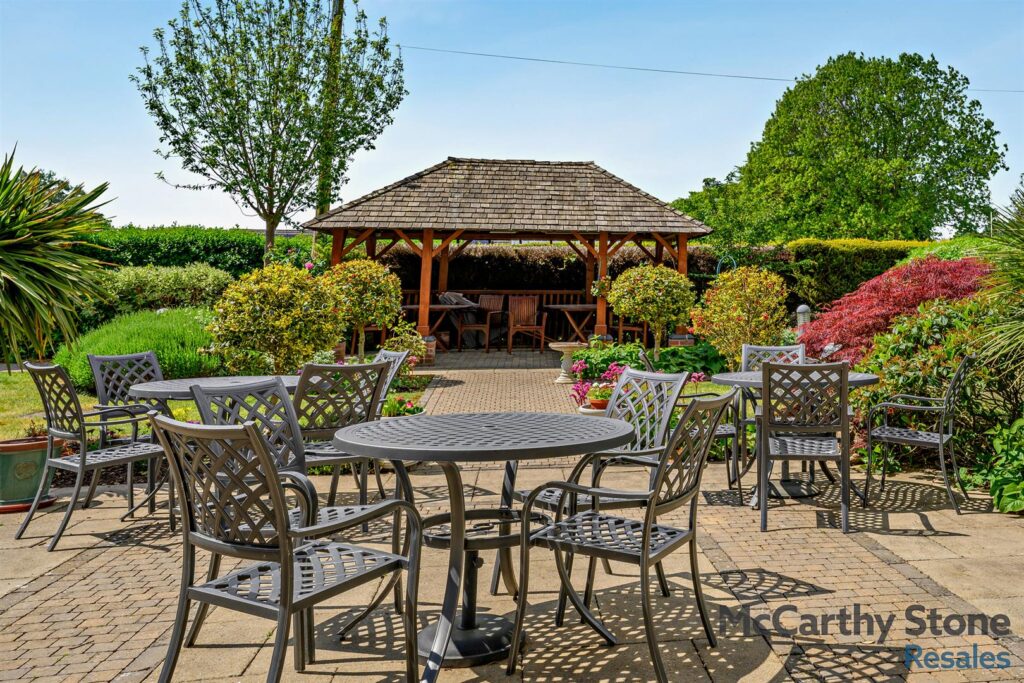 Cornmantle Court, Parsonage Barn Lane, Ringwood, Hampshire, BH24 1WJ