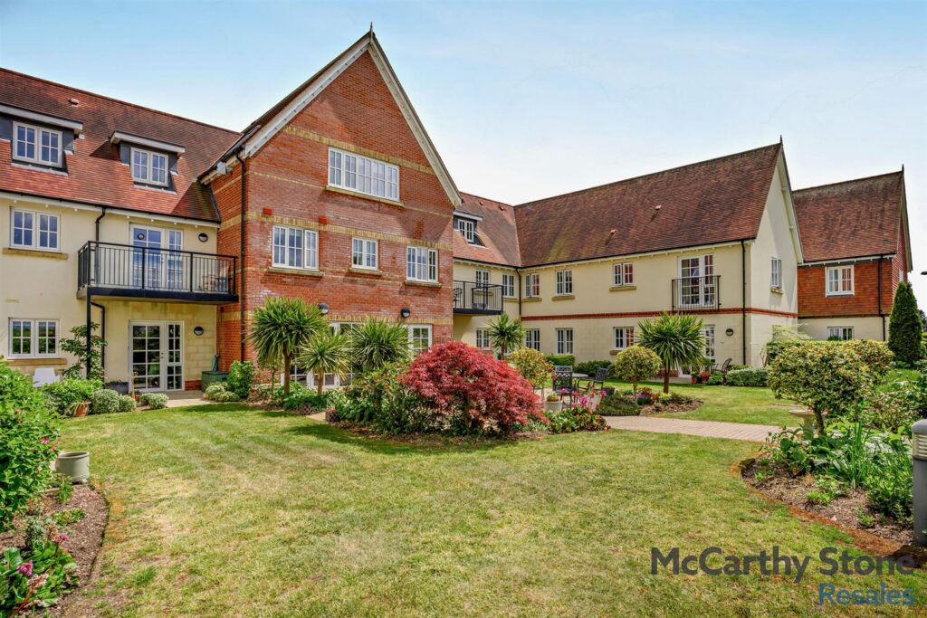 Cornmantle Court, Parsonage Barn Lane, Ringwood, Hampshire, BH24 1WJ