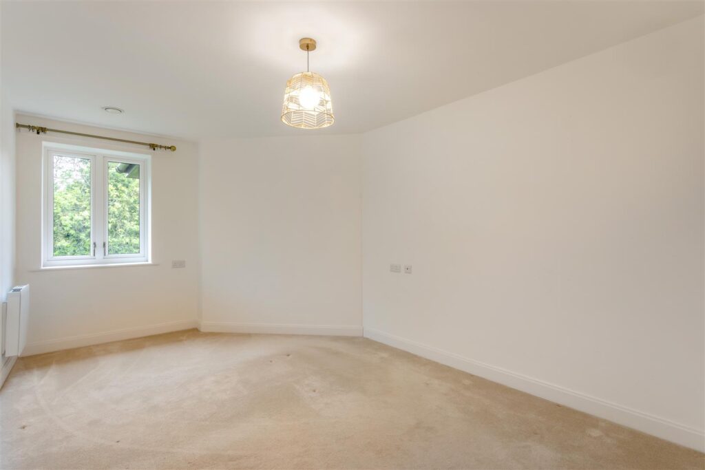 Saxon Gardens, Penn Street, Oakham, Rutland, LE15 6DF