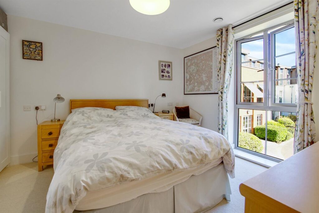 Liberty House, Kingston Road, Raynes Park, London SW20 8DA