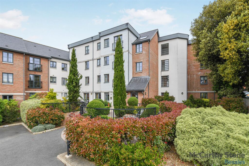 Lawrence Place, White Horse Lane, Maldon