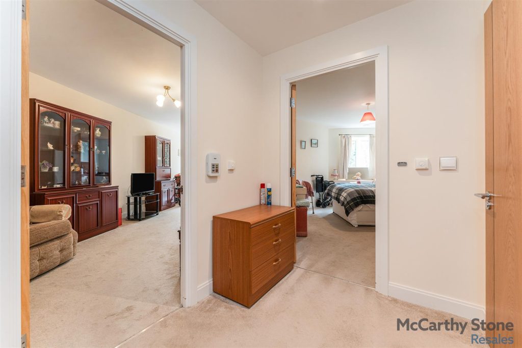 Roslyn Court, Lisle Lane, Ely, Cambridgeshire, CB7 4FA