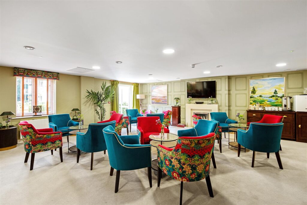 Shackleton Place, Bath Road, Devizes, Wiltshire, SN10 2GZ