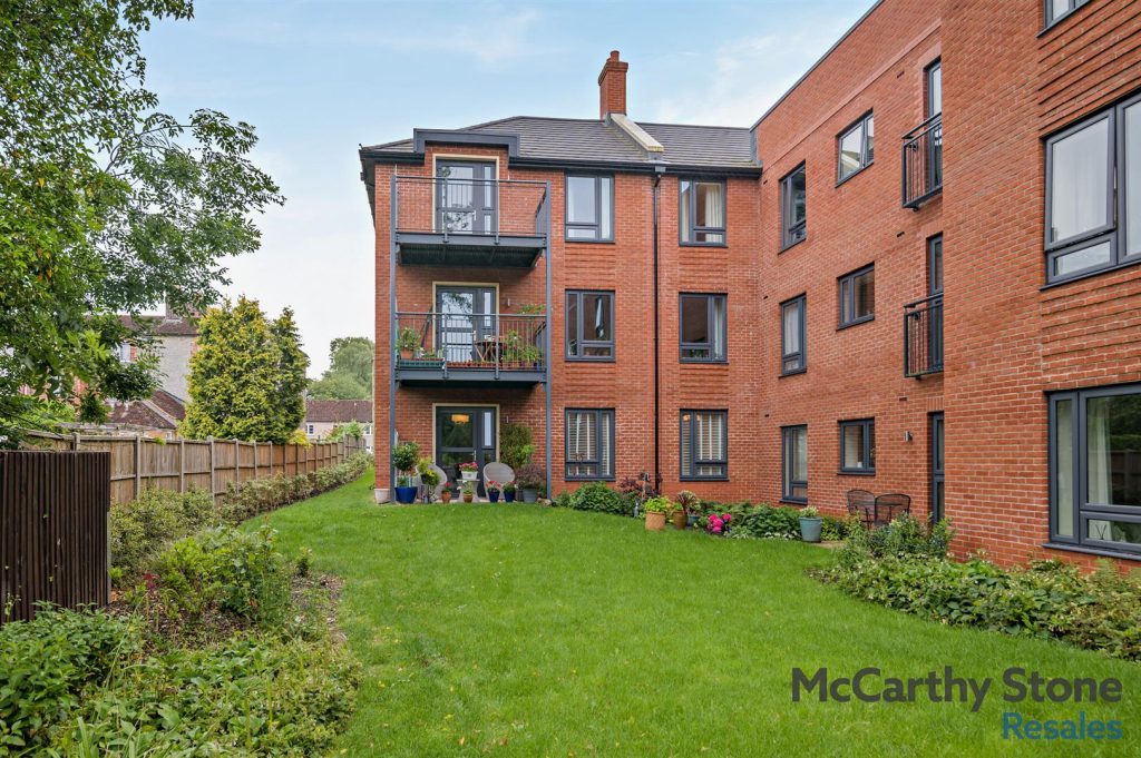 Crescent Place, Portway, Warminster