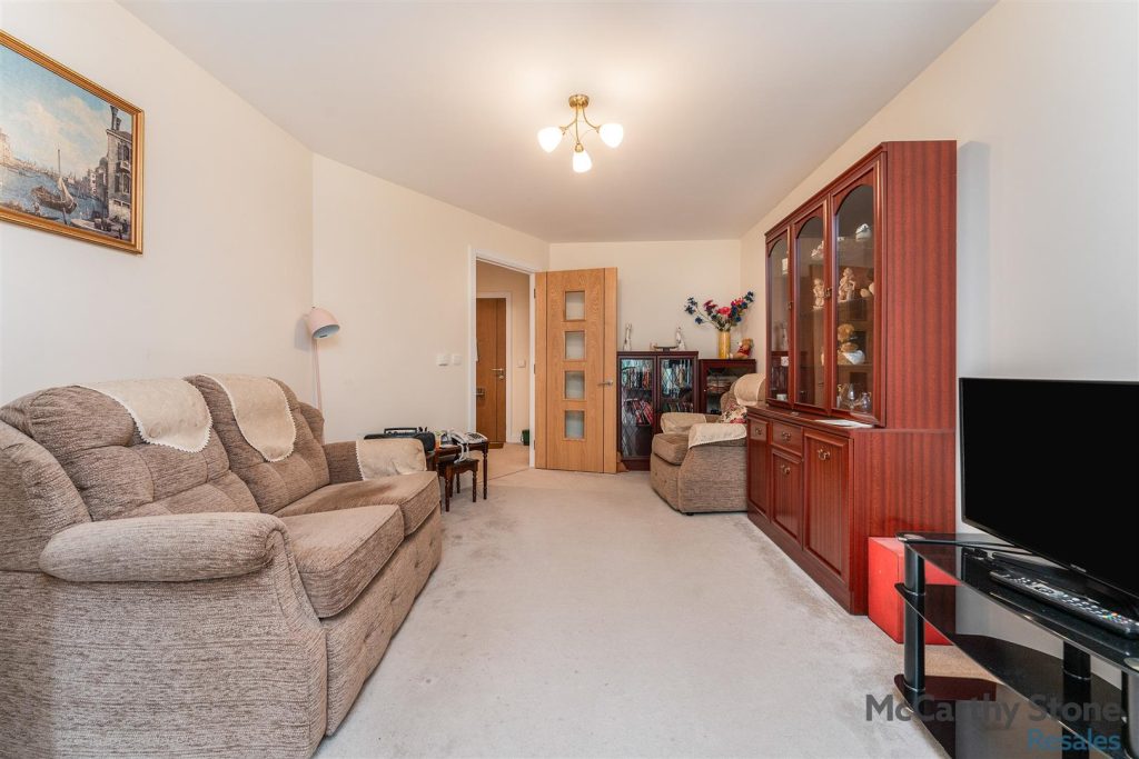 Roslyn Court, Lisle Lane, Ely, Cambridgeshire, CB7 4FA