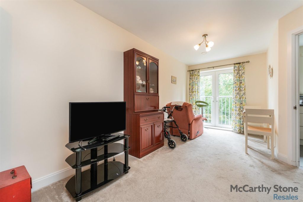 Roslyn Court, Lisle Lane, Ely, Cambridgeshire, CB7 4FA