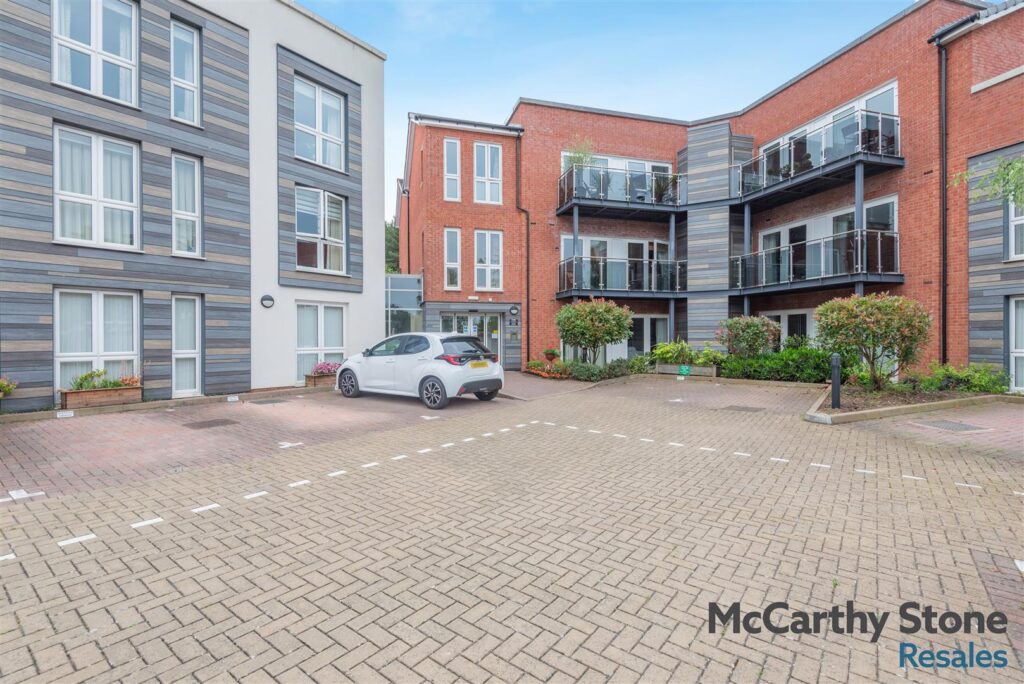 Sanderson Court, Park Road, Hagley