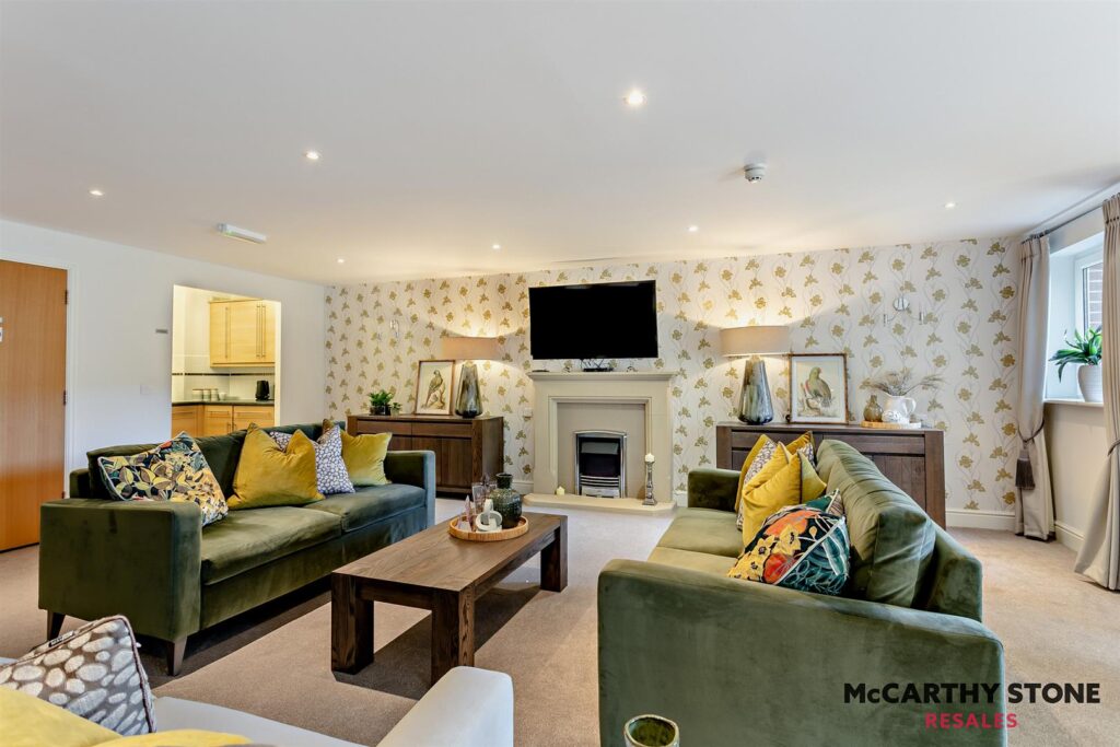 Isabel Court, Cowick Street, Exeter