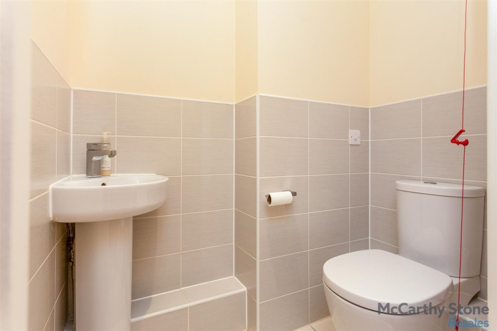 Josiah Drive, Ickenham