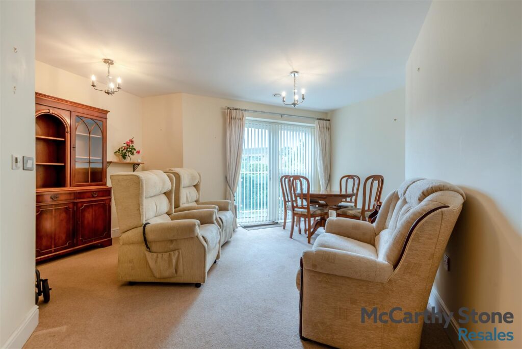 Sanderson Court, Park Road, Hagley