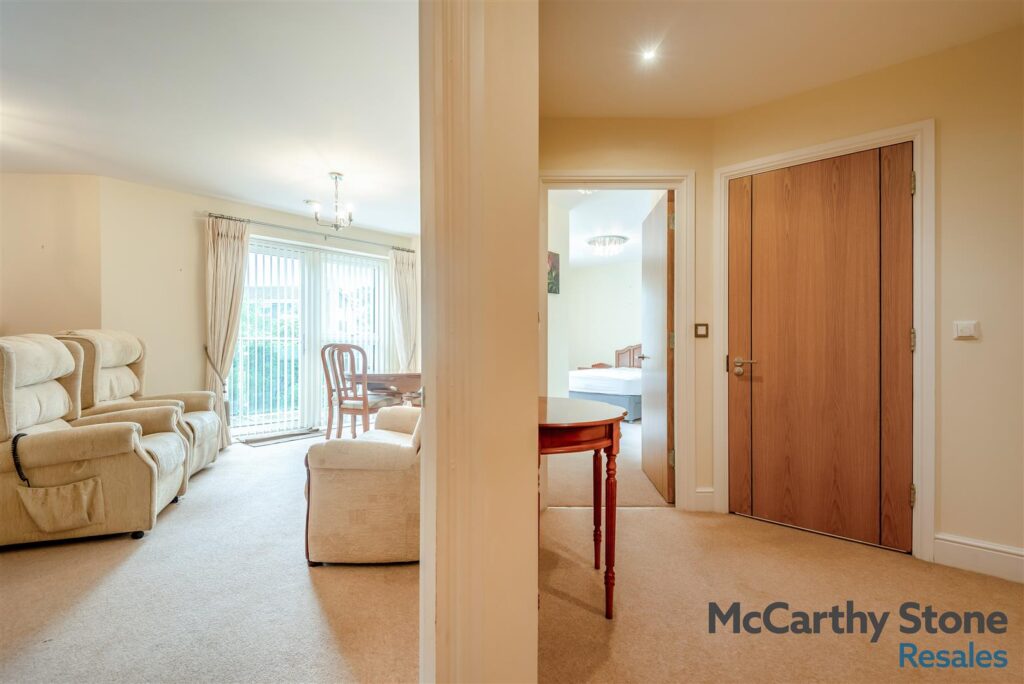 Sanderson Court, Park Road, Hagley