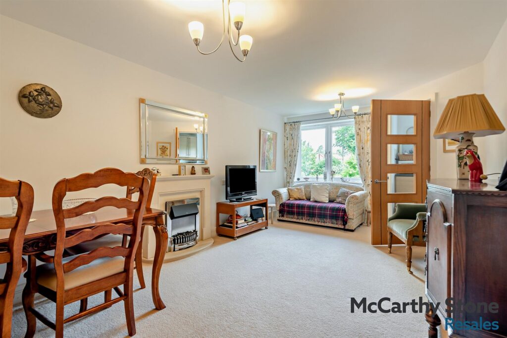 Morgan Court, Station Road, Petworth, West Sussex, GU28 0FE