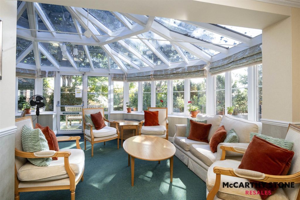 Portman Court, Grange Road, Uckfield, East Sussex, TN22 1FD