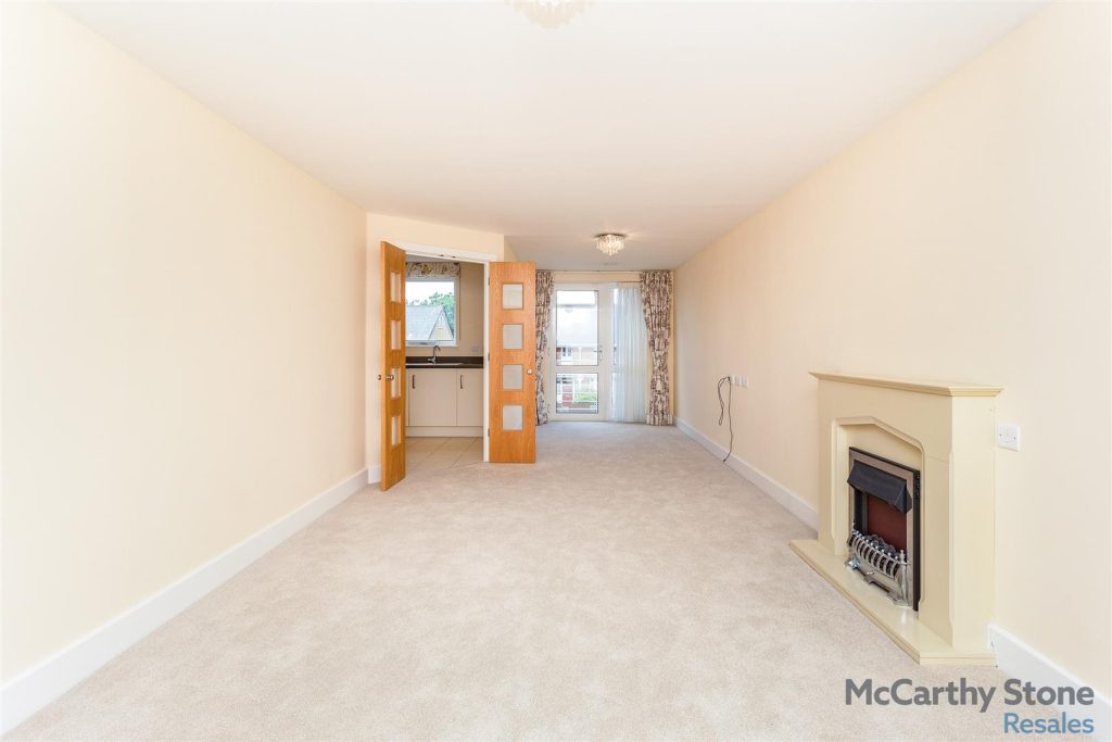 Josiah Drive, Ickenham