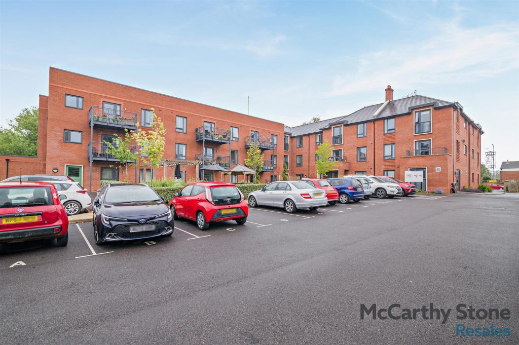 Crescent Place, Portway, Warminster