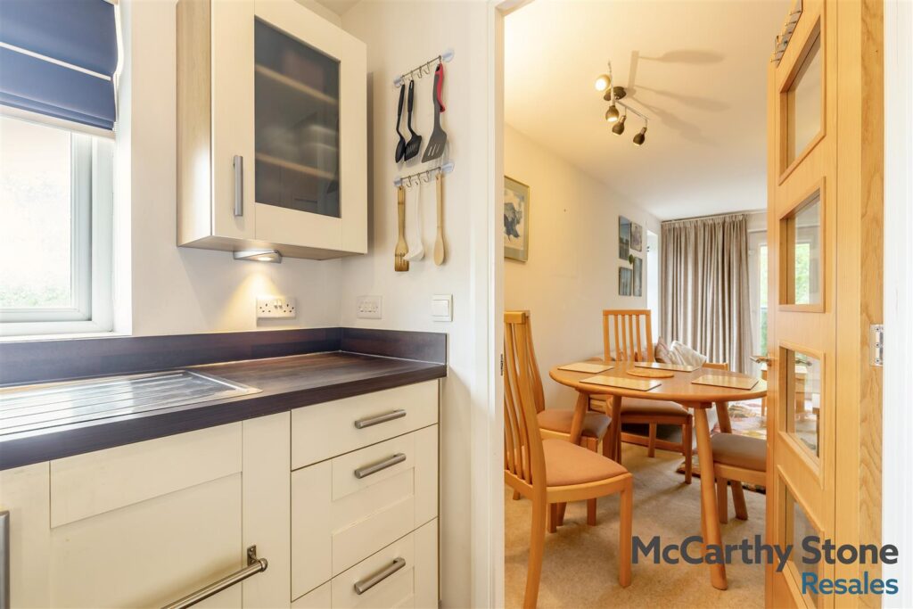 Cosgrove Hall Court, 8 Albany Road, Cholton-cum-Hardy