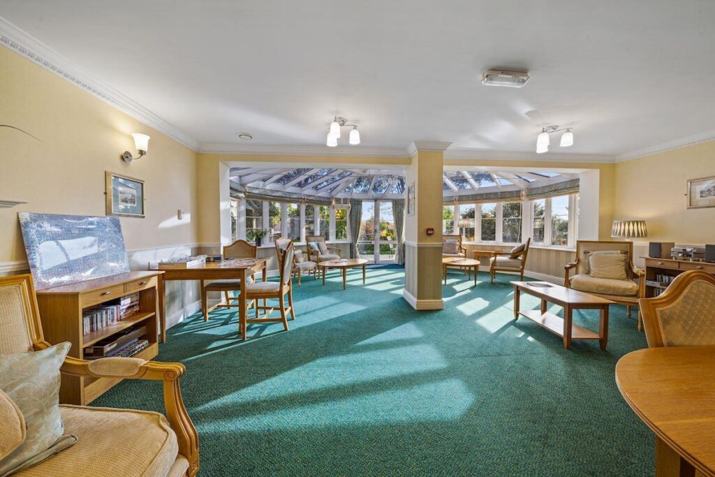 Portman Court, Grange Road, Uckfield, East Sussex,TN22 1FD