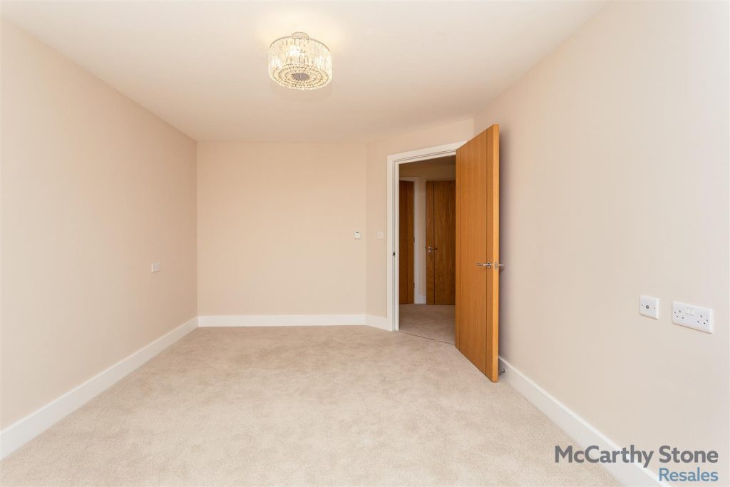 Josiah Drive, Ickenham