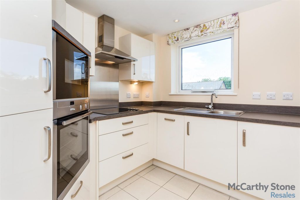 Josiah Drive, Ickenham