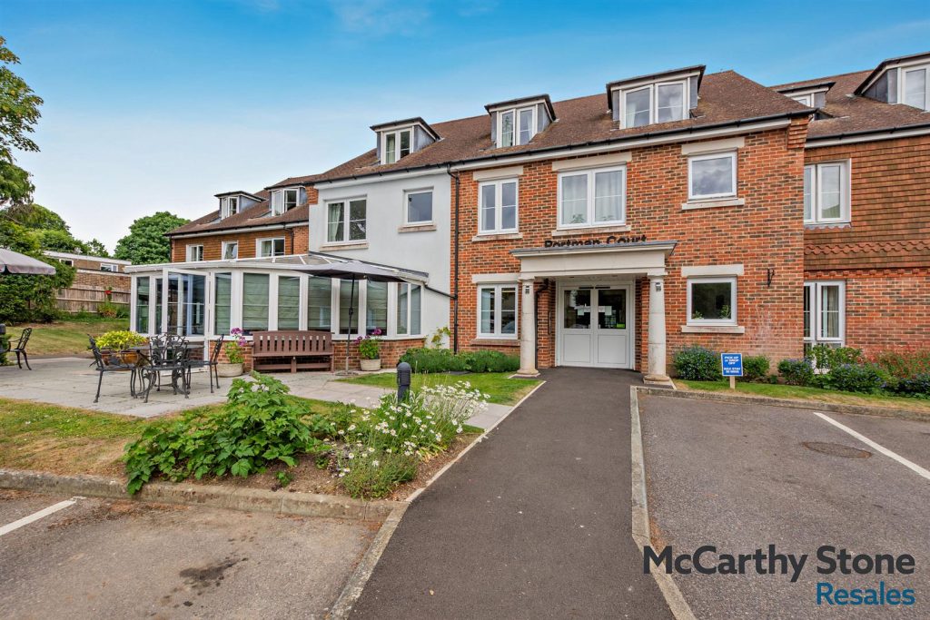 Portman Court, Grange Road, Uckfield, East Sussex, TN22 1FD
