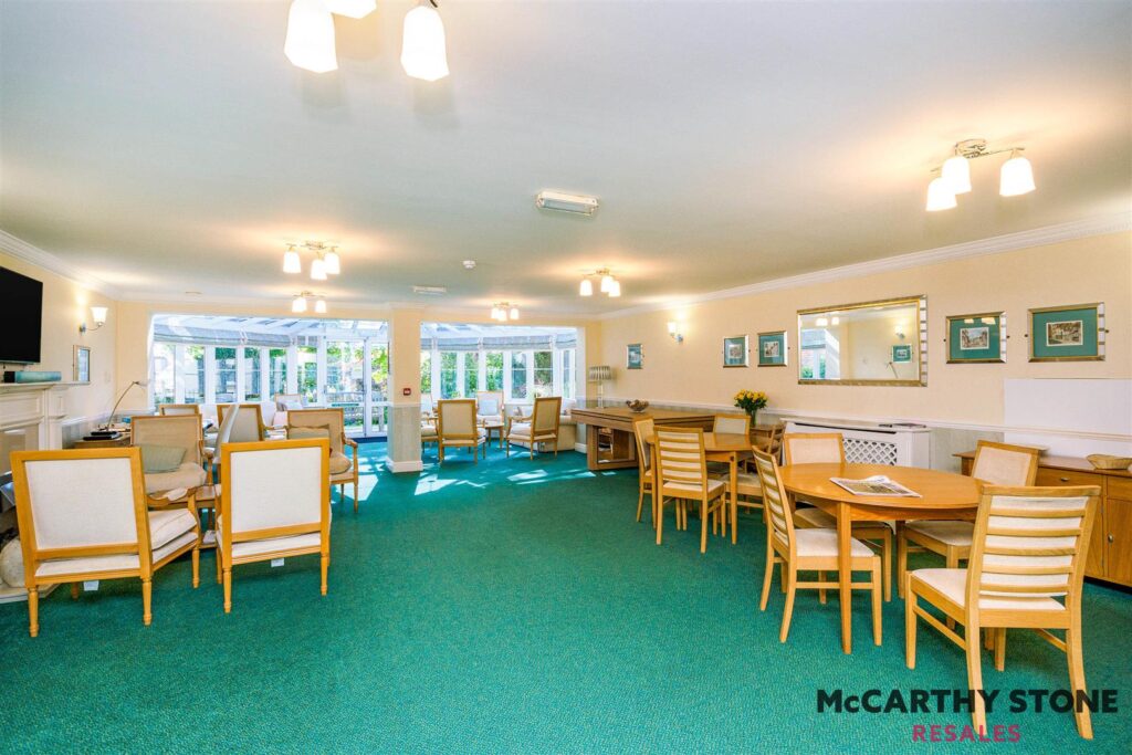 Portman Court, Grange Road, Uckfield, East Sussex,TN22 1FD