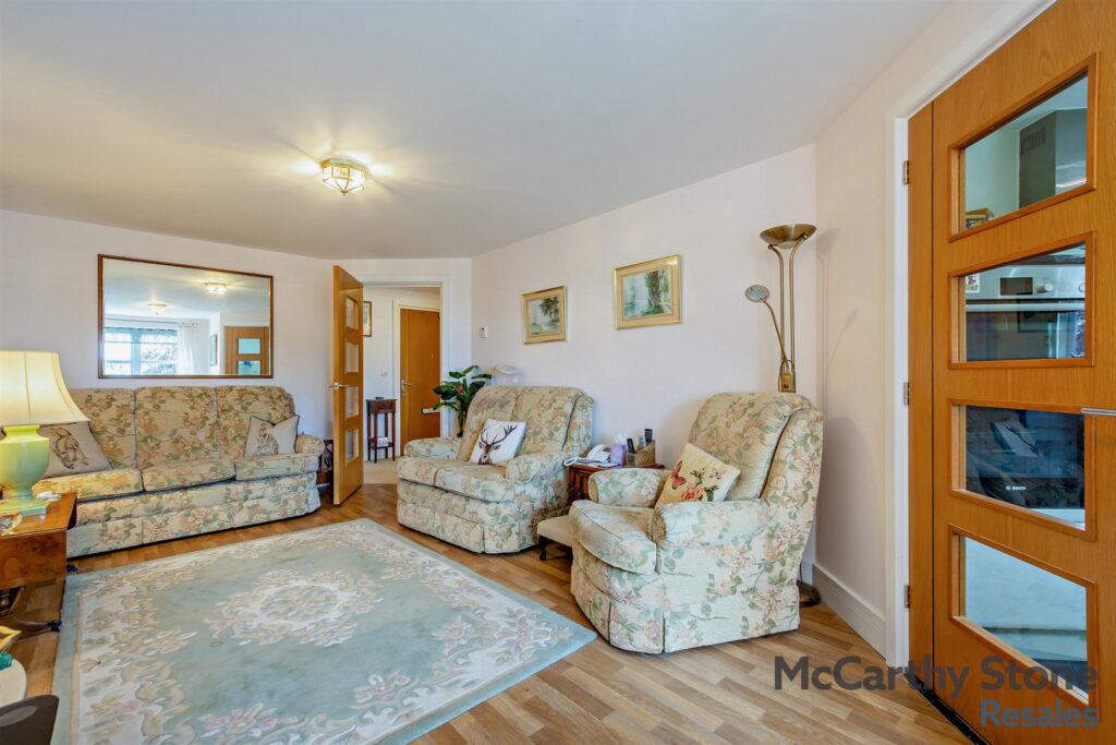 Ridgeway Court, Mutton Hall Hill, Heathfield, East Sussex, TN21 8NB
