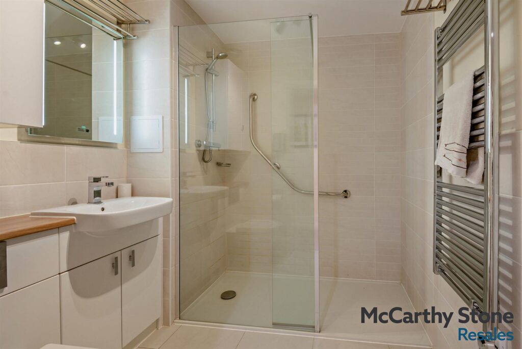 Bucklands, Stock Way South, Nailsea, BS48 2BF