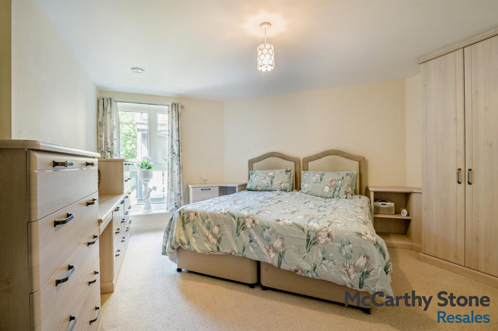 Bucklands, Stock Way South, Nailsea, BS48 2BF